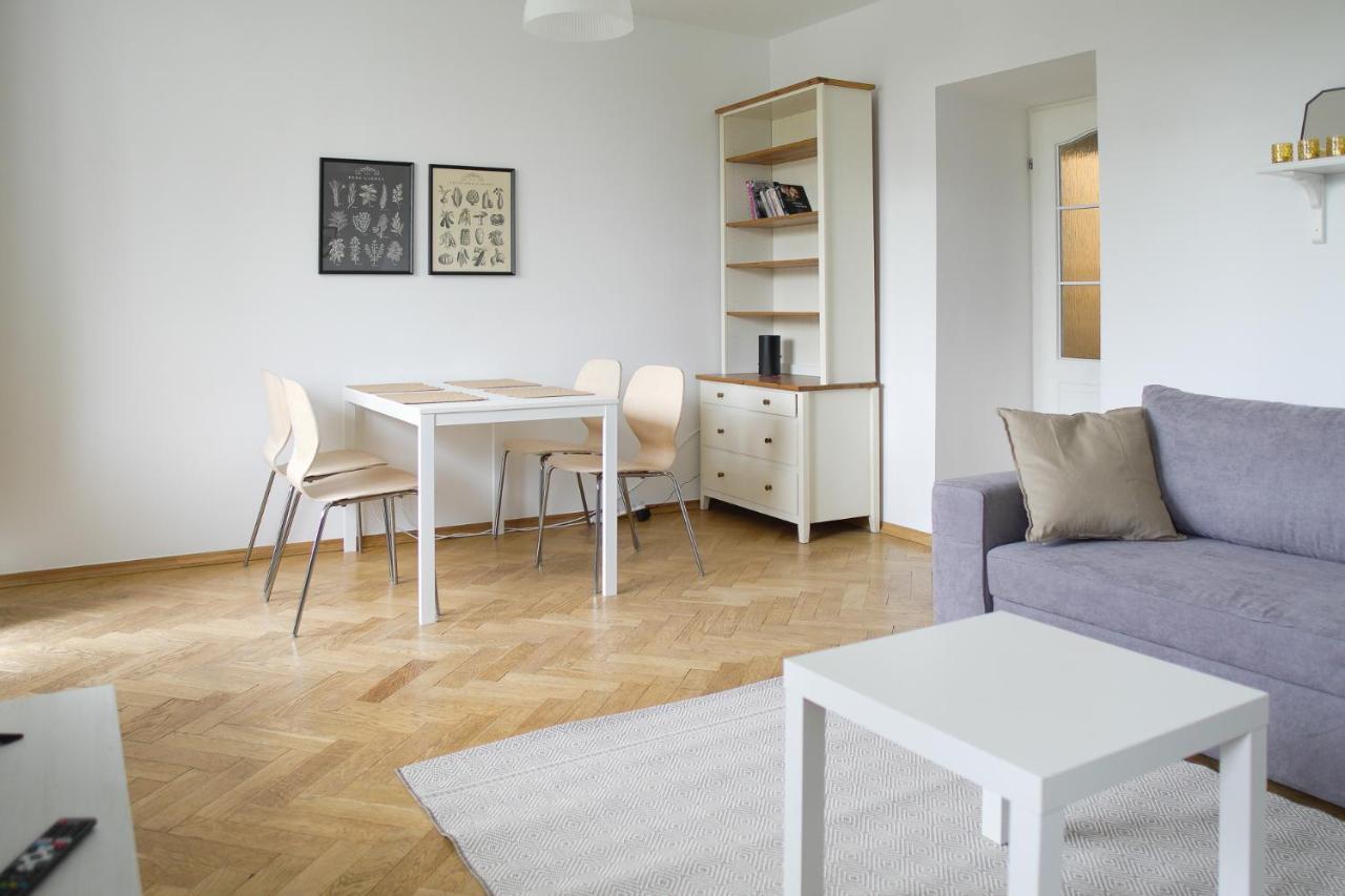 Apartament Przy Parku Saskim Warsawa Bagian luar foto